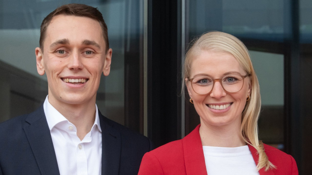 Generationswechsel bei Behn, fünfte Generation übernimmt - Lisa und Asmus Behn sind seit Anfang Januar geschäftsführende Gesellschafter bei Behn - Quelle: Waldemar Behn GmbH / Behn Getränke GmbH